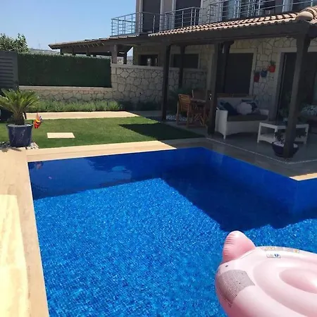 וילה Havuzlu Ultra Lux Cesme Merkezde *