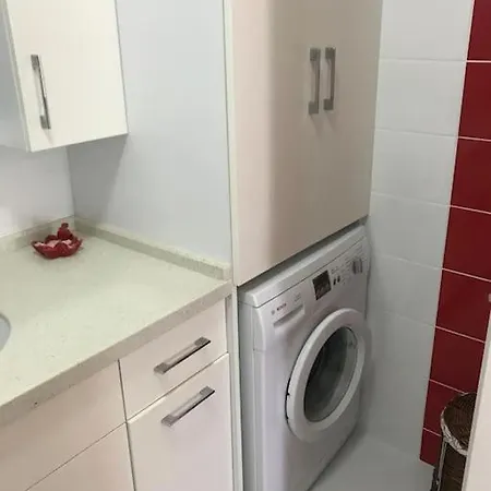 Havuzlu Ultra Lux Cesme Merkezde