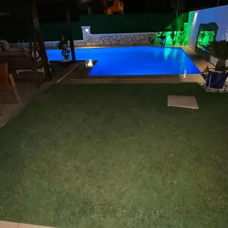 וילה Havuzlu Ultra Lux Cesme Merkezde