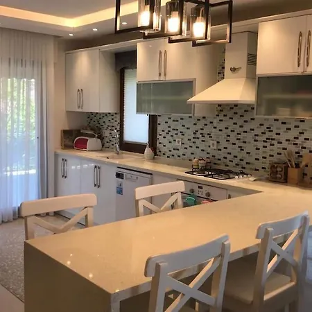 וילה Havuzlu Ultra Lux Cesme Merkezde *
